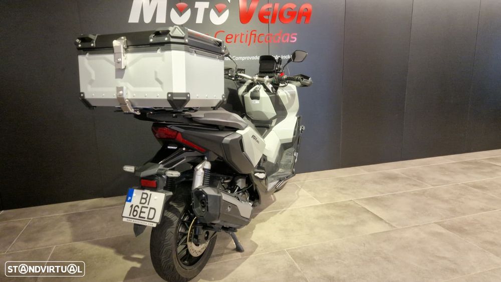 Honda ADV 350 - 9