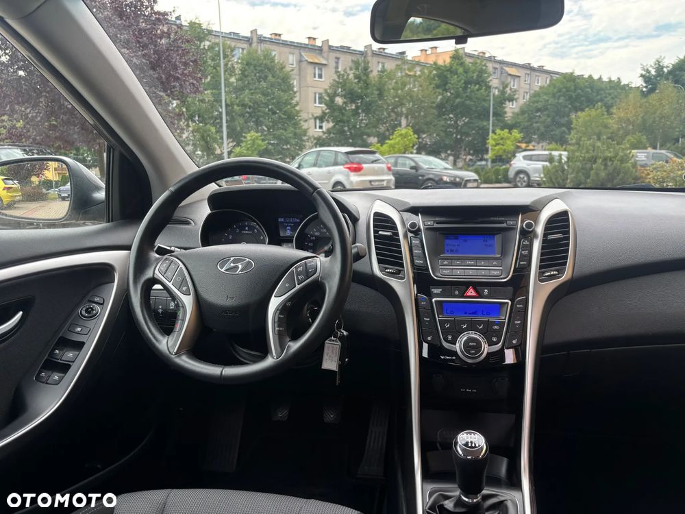 Hyundai i30 1.6 Fifa World Cup Edition - 23