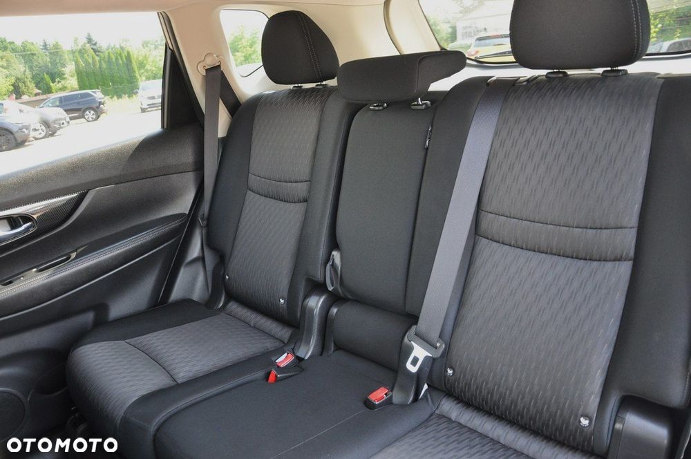 Nissan X-Trail 1.6 DCi N-Connecta 4WD - 16