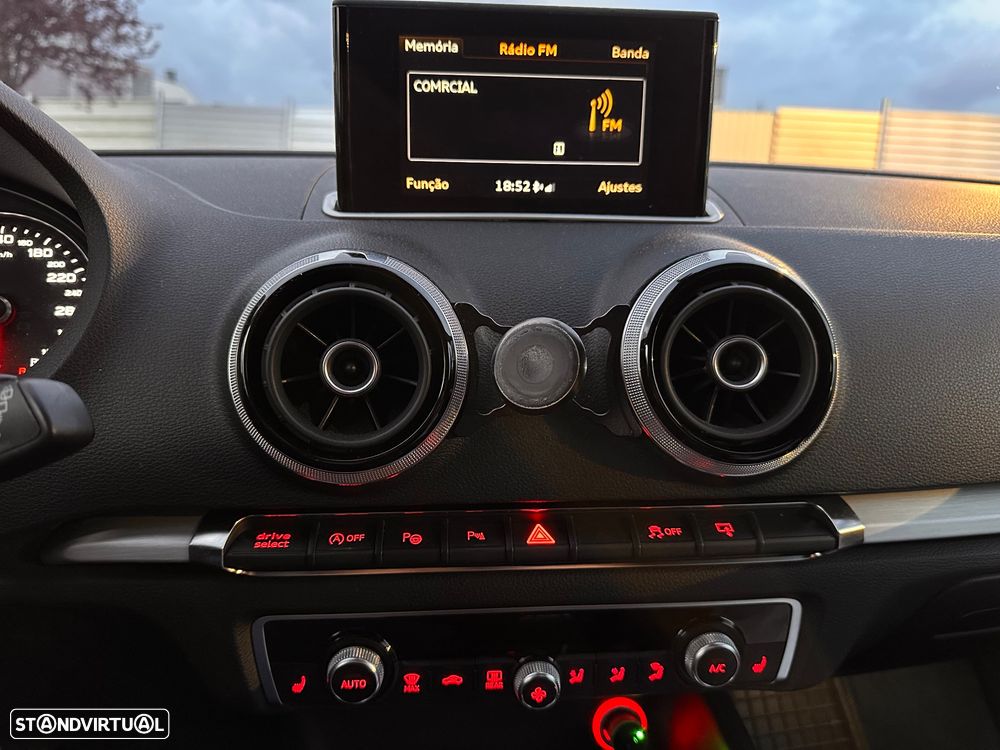 Audi A3 Sportback 2.0 TDI S-line - 11