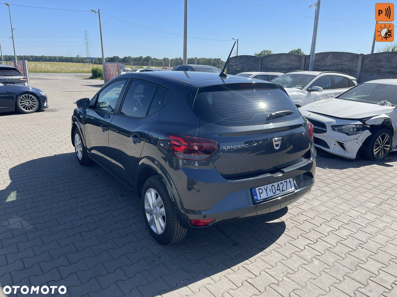 Dacia Sandero - 1