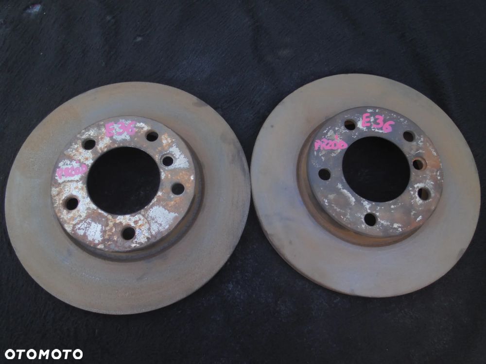 TARCZE PRZÓD KOMPLET BMW E36 2.5 BENZYNA - 1