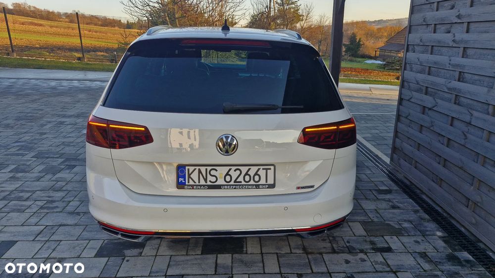 Volkswagen Passat 2.0 TSI OPF 4 Motion DSG Highline - 4