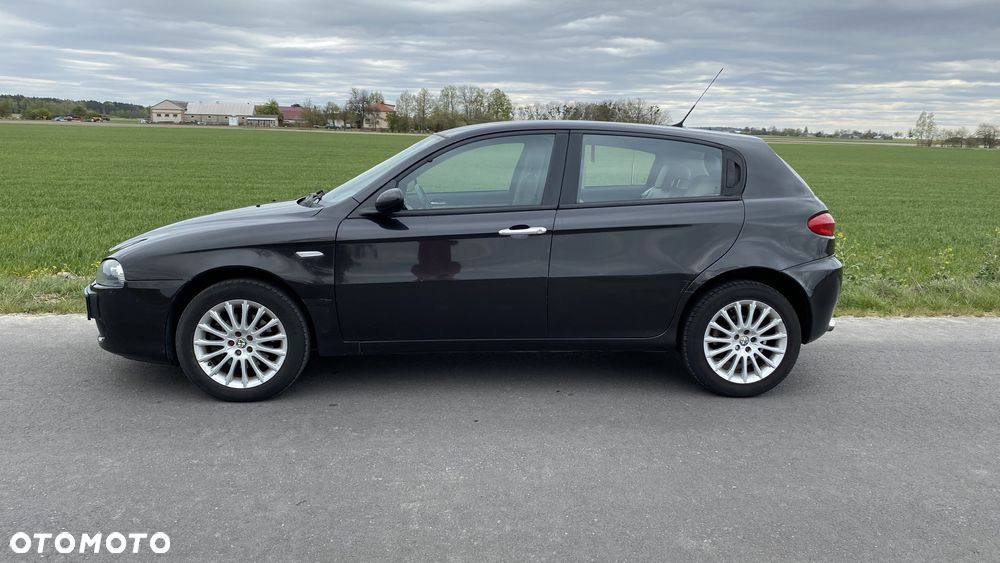 Alfa Romeo 147 1.9 JTD 16V Progression - 2