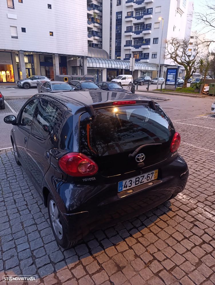 Toyota Aygo 1.0 + AC - 1