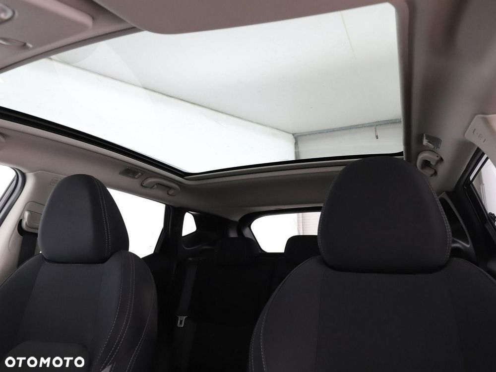 Nissan Qashqai 1.6 DIG-T N-Connecta - 37