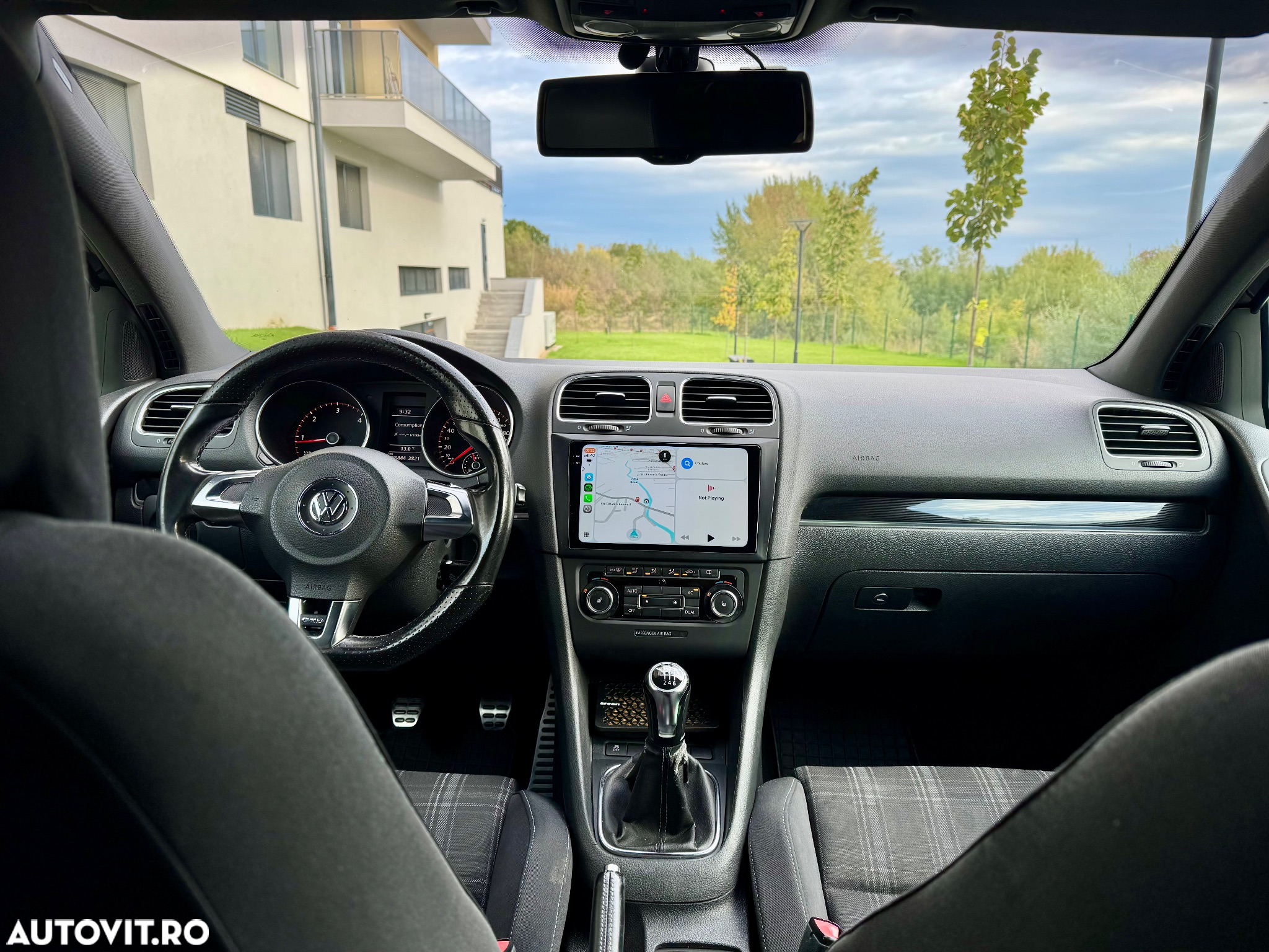 Volkswagen Golf 2.0 DPF GTD - 11