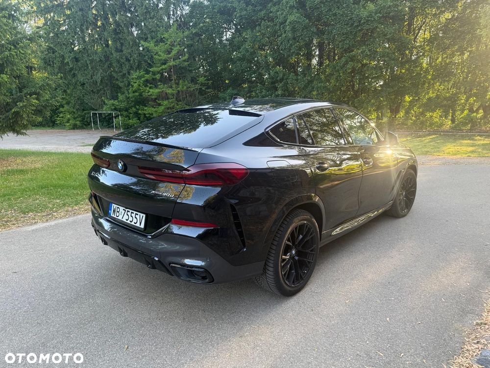 BMW X6 xDrive40d mHEV - 9
