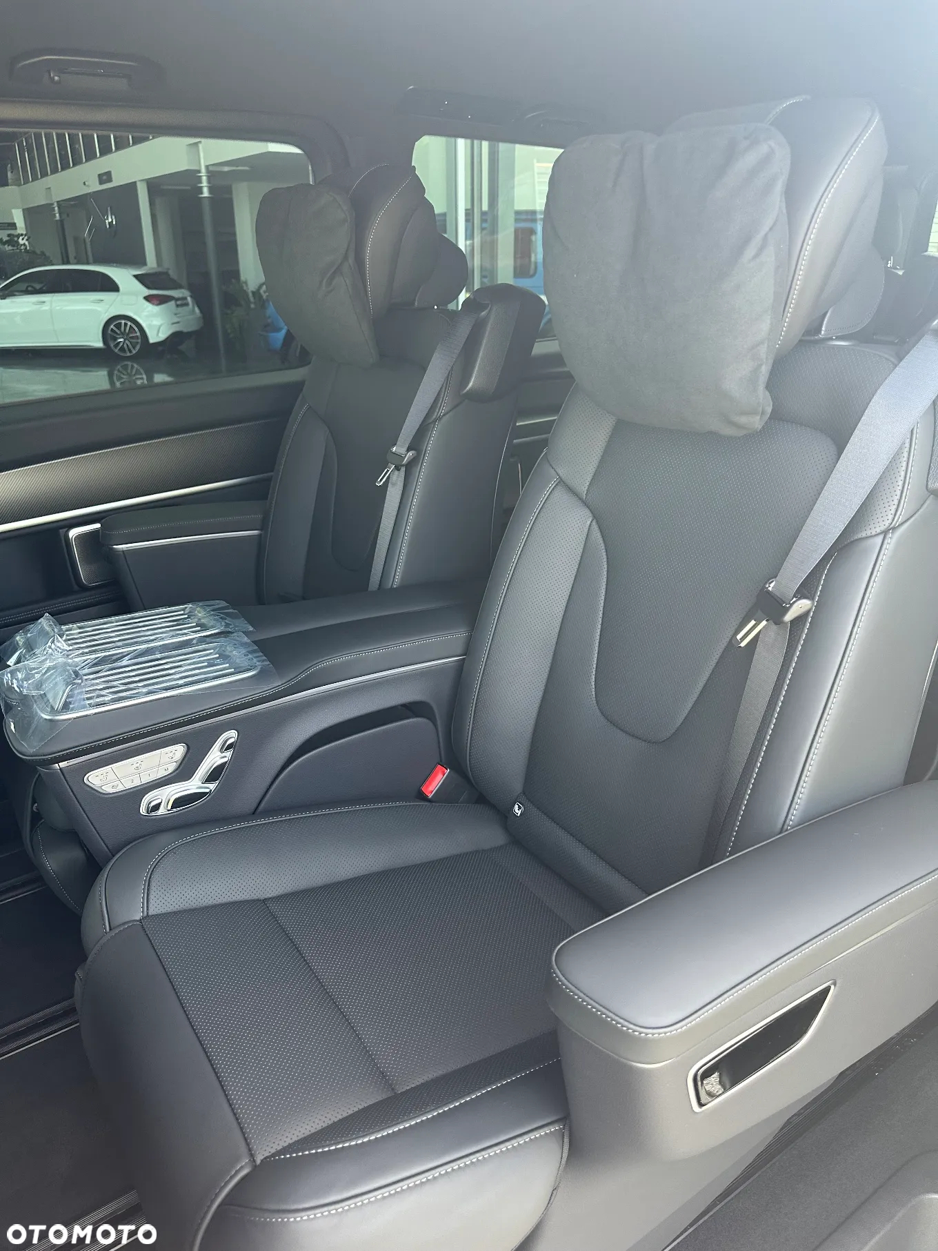 Mercedes-Benz Klasa V 300 d 4-Matic Exclusive 9G-Tronic (d³ugi) - 21