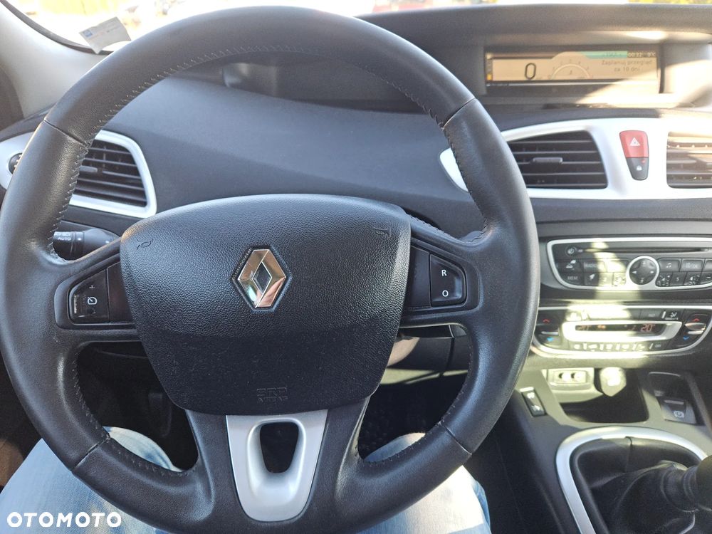 Renault Scenic dCi 160 FAP Luxe - 10