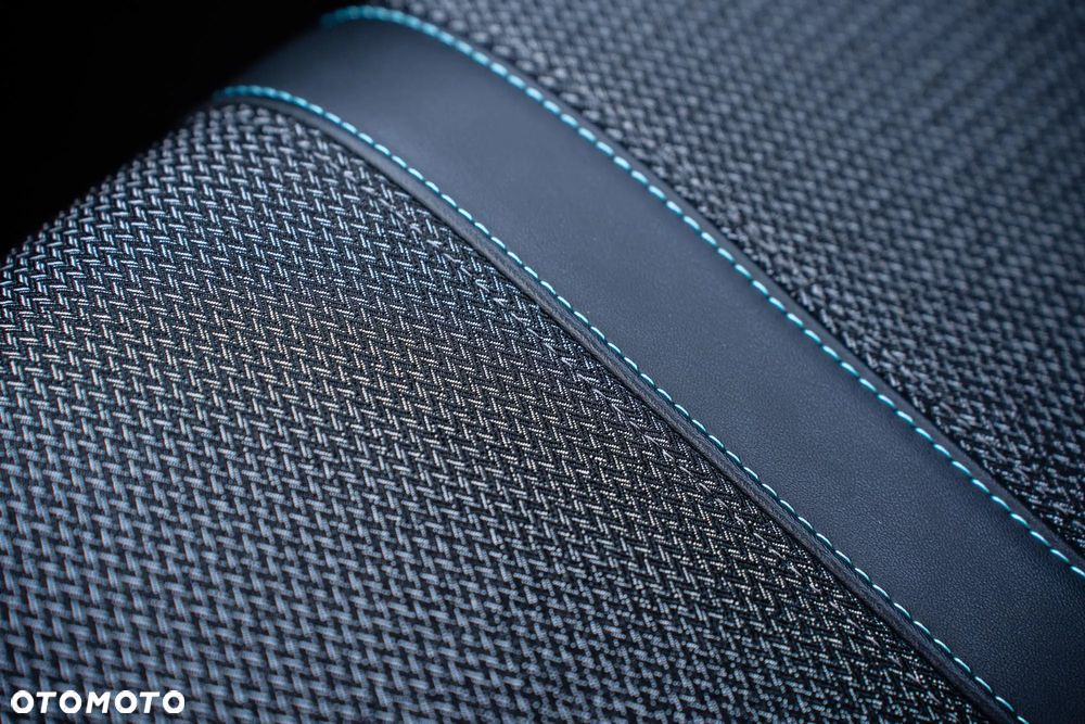 Peugeot 308 1.2 PureTech Allure S&S EAT8 - 28