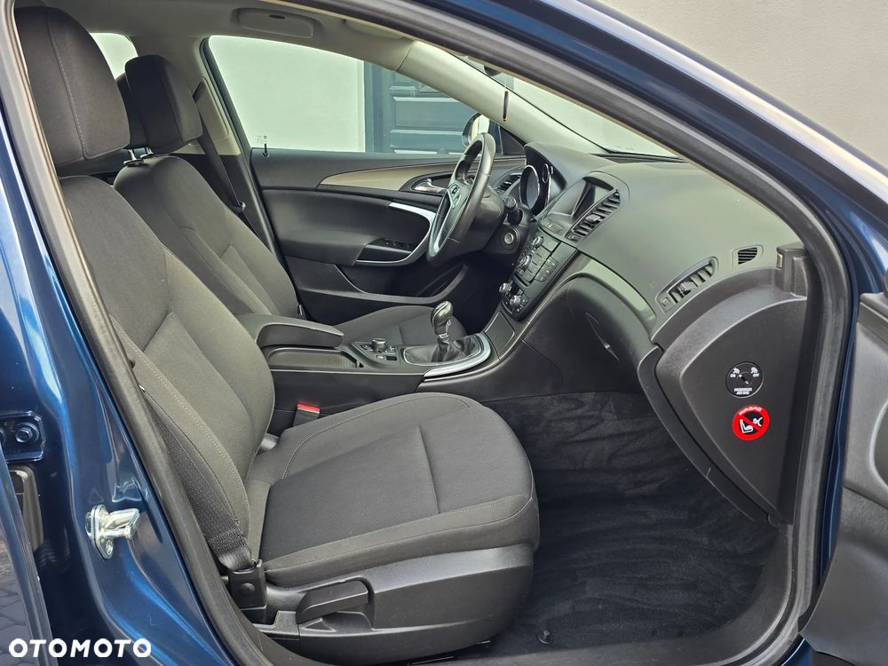 Opel Insignia 1.6 Turbo Cosmo - 24