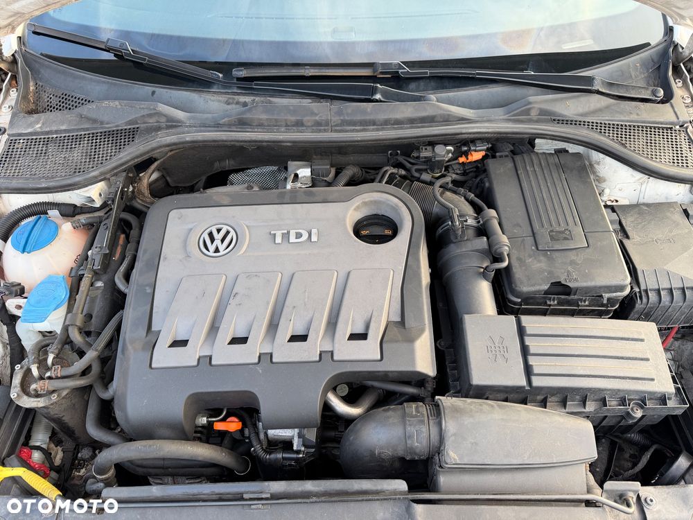 Volkswagen Scirocco 2.0 TDI Edition - 8