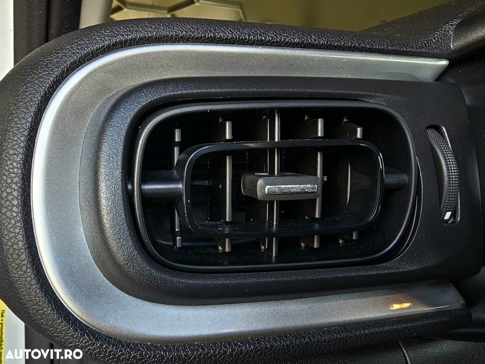 Citroën C3 1.2 PureTech BVM Feel - 28