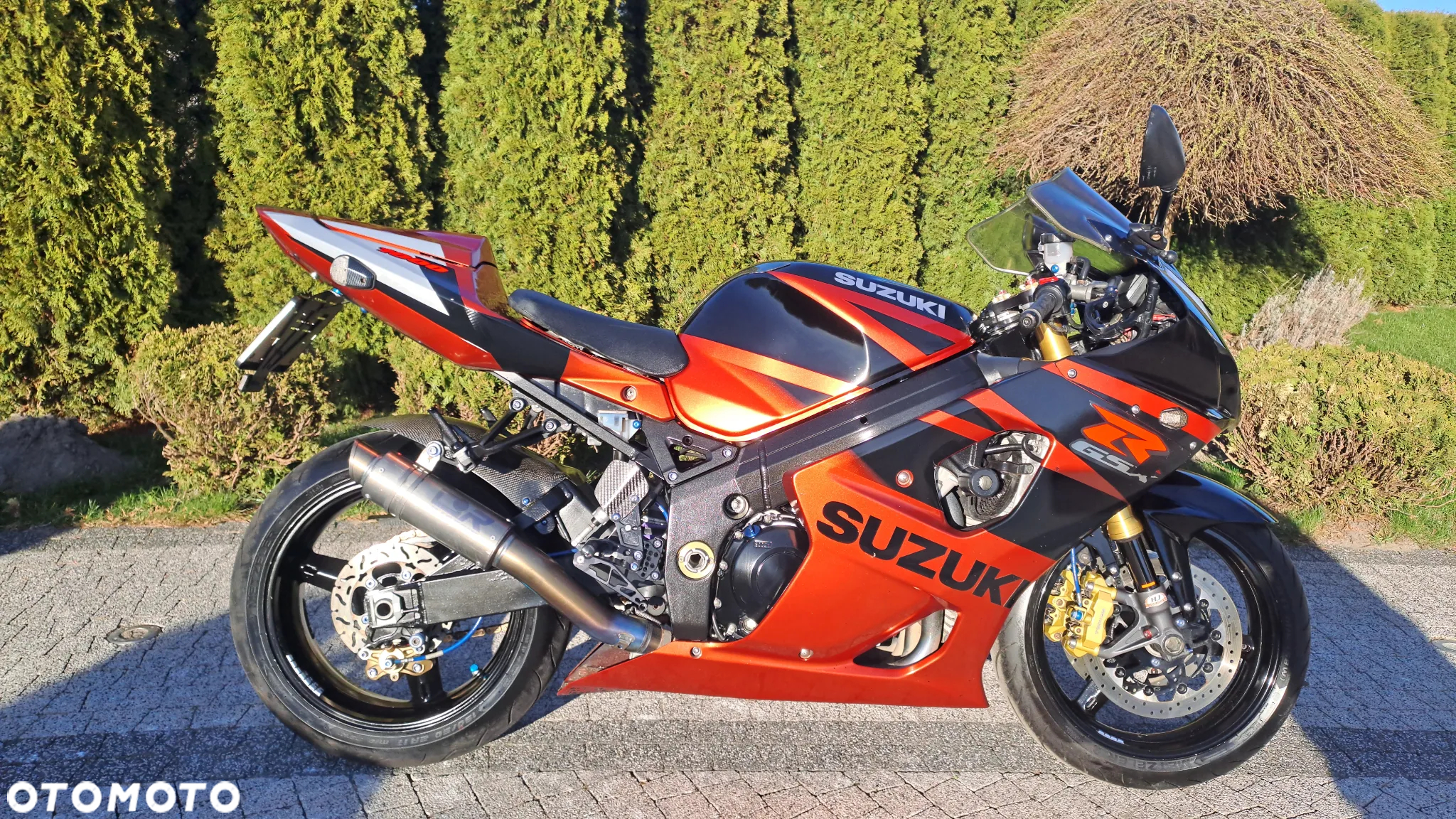Suzuki GSX-R - 35