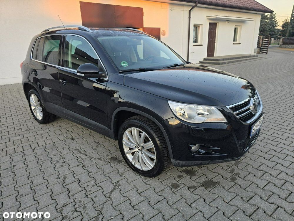 Volkswagen Tiguan - 2
