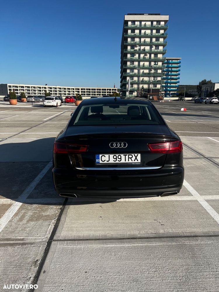 Audi A6 Avant 2.0 TDI Ultra S tronic - 2