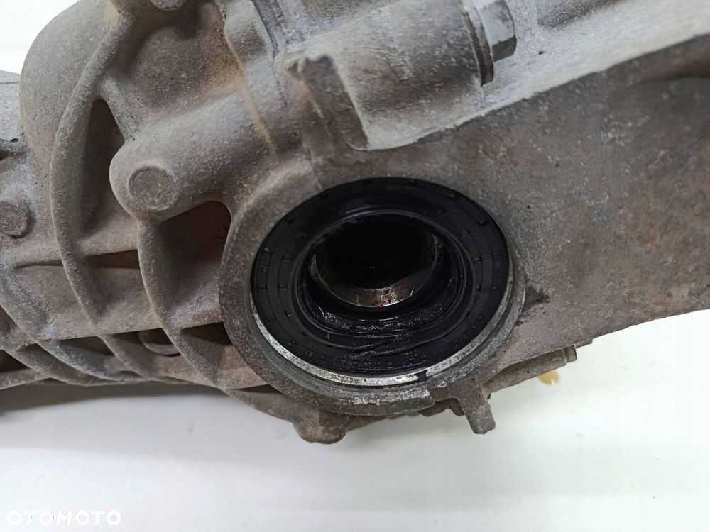 VW TOUAREG II 7P MOST TYLNY DYFER 0BP525015H - 7