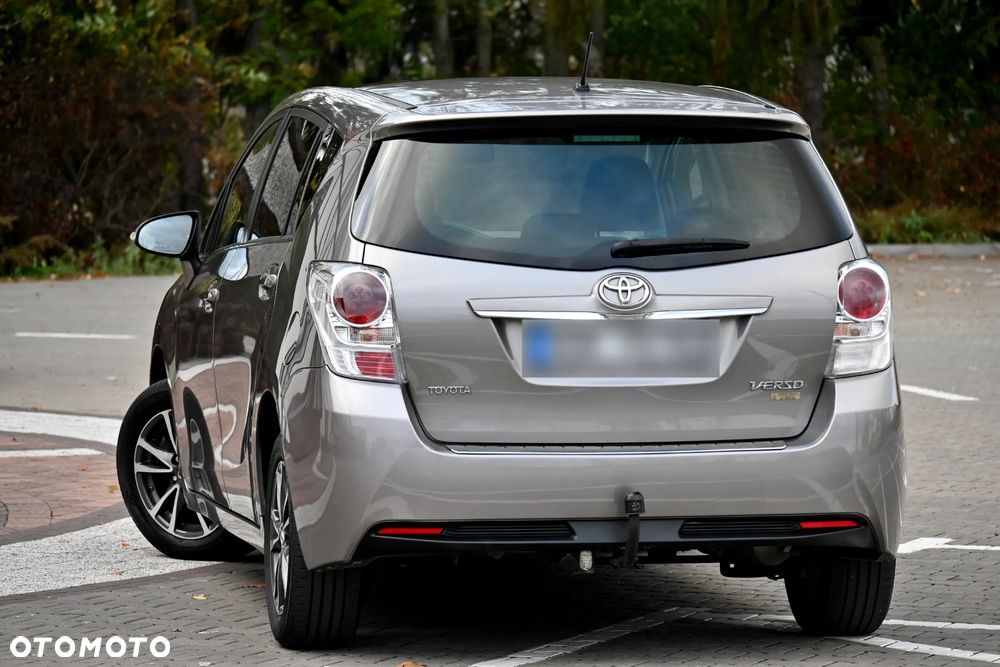 Toyota Verso 1.8 Sol EU5 - 12