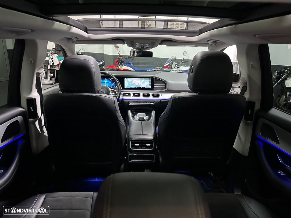 Mercedes-Benz GLE 300 d 4Matic - 4