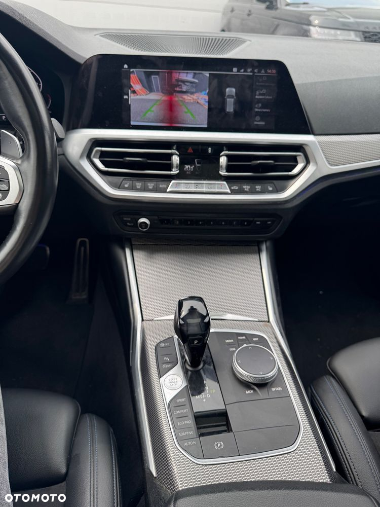 BMW Seria 3 M340i xDrive sport - 16