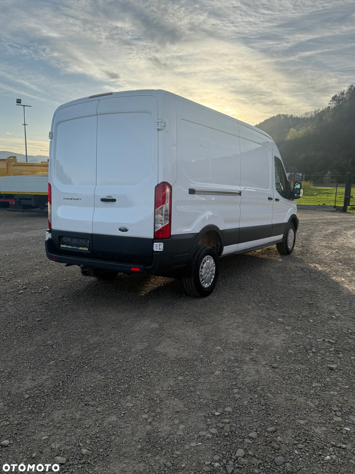 Ford TRANSIT L3h2 stan bdb KLIMA HAK nie wymaga wkładu - 3