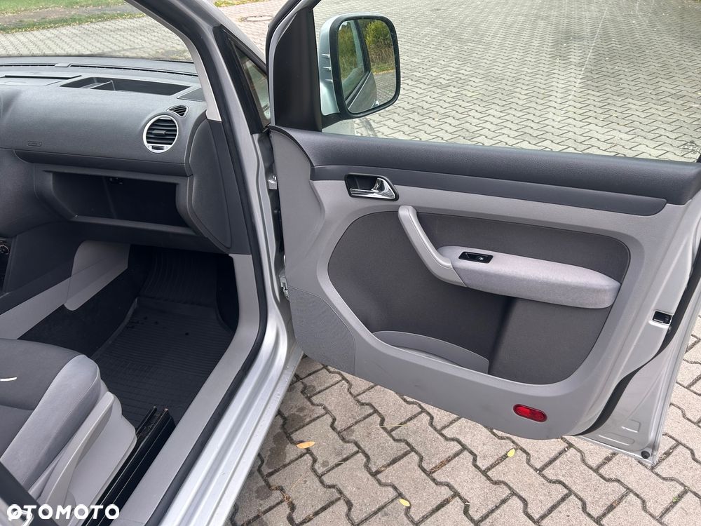 Volkswagen Caddy - 21