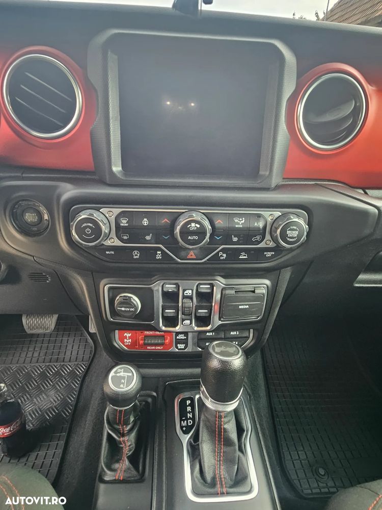 Jeep Wrangler 2.0 Turbo AT8 Rubicon - 21
