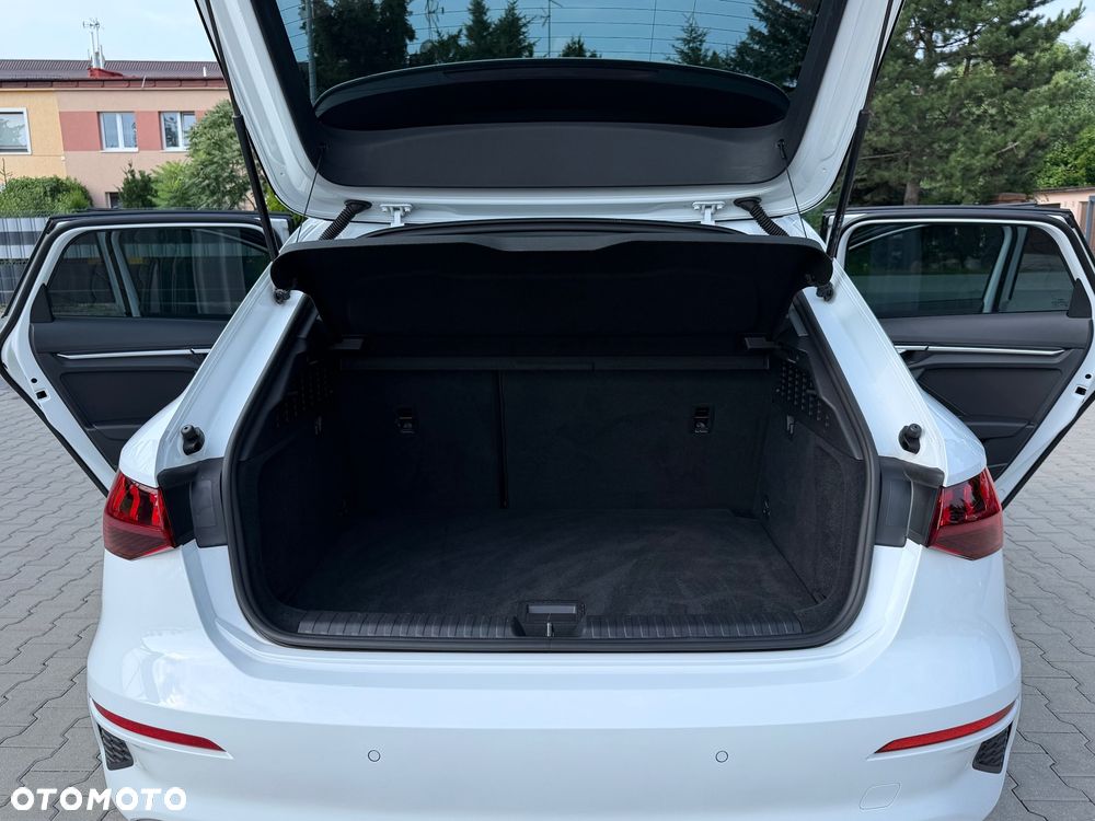 Audi A3 Sportback 35 TFSI S tronic - 34