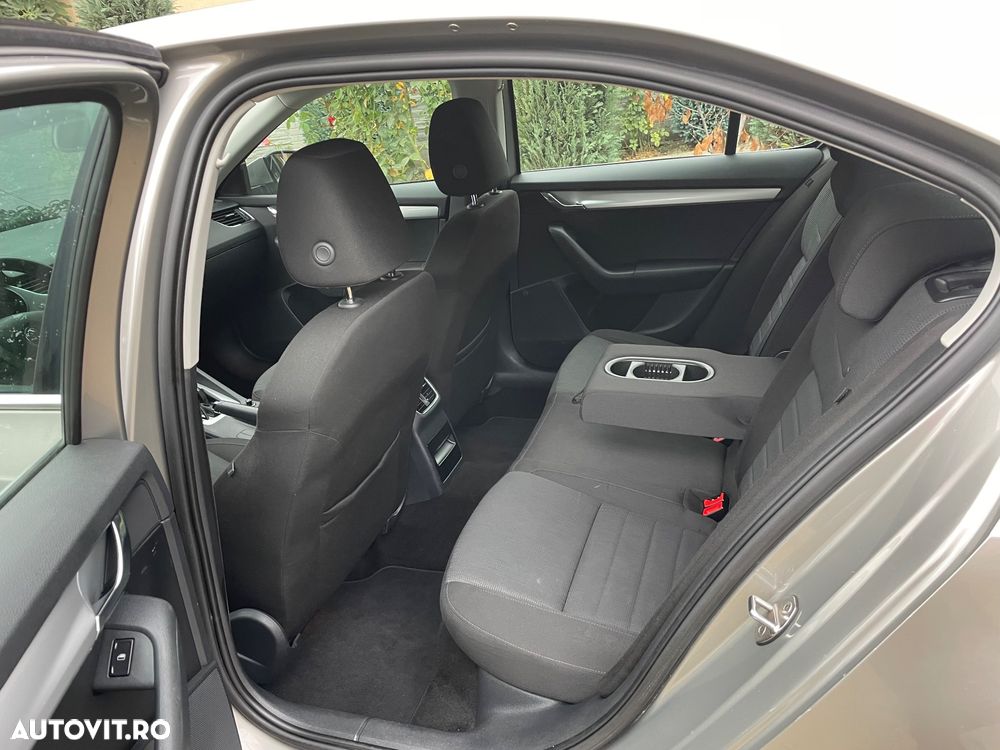 Skoda Octavia - 19
