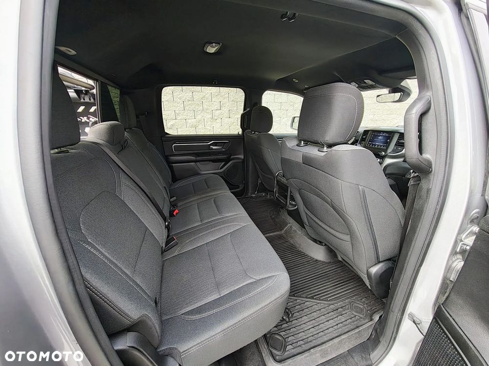 RAM 1500 5.7 Crew Cab Bighorn - 14