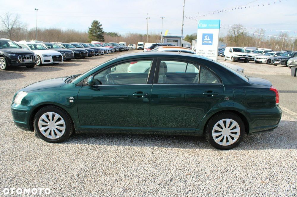 Toyota Avensis - 9