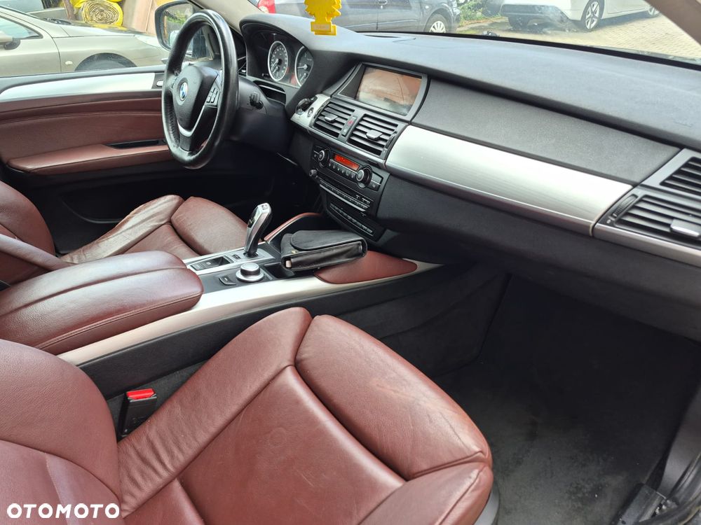 BMW X5 xDrive35d - 11