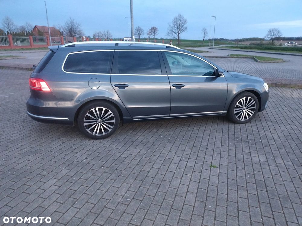 Volkswagen Passat 2.0 TDI BlueMotion Technology Comfortline - 2