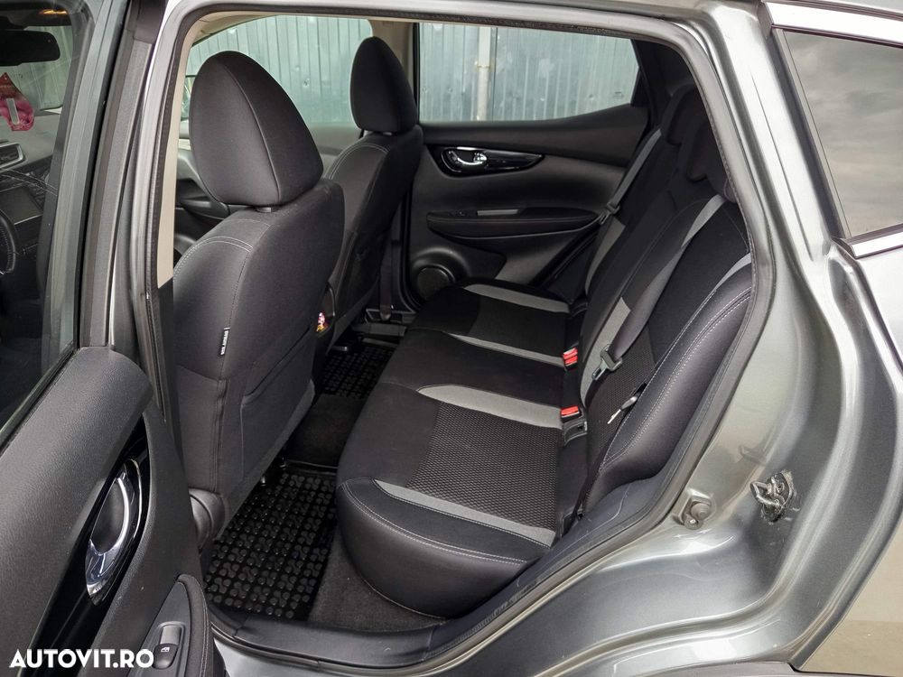 Nissan Qashqai 1.6 DCI Xtronic N-Connecta - 9