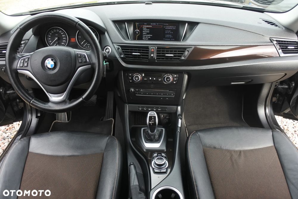 BMW X1 xDrive18d xLine - 15