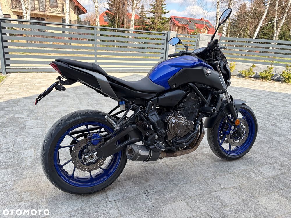 Yamaha MT - 8