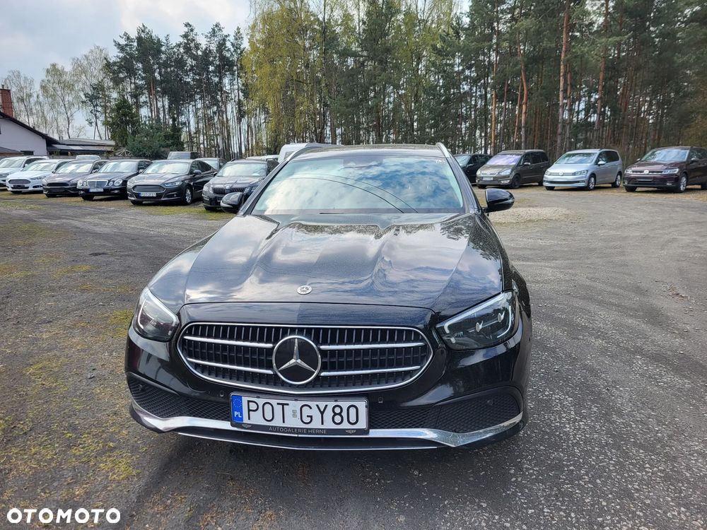 Mercedes-Benz Klasa E 300 de 4Matic 9G-TRONIC Exclusive - 2