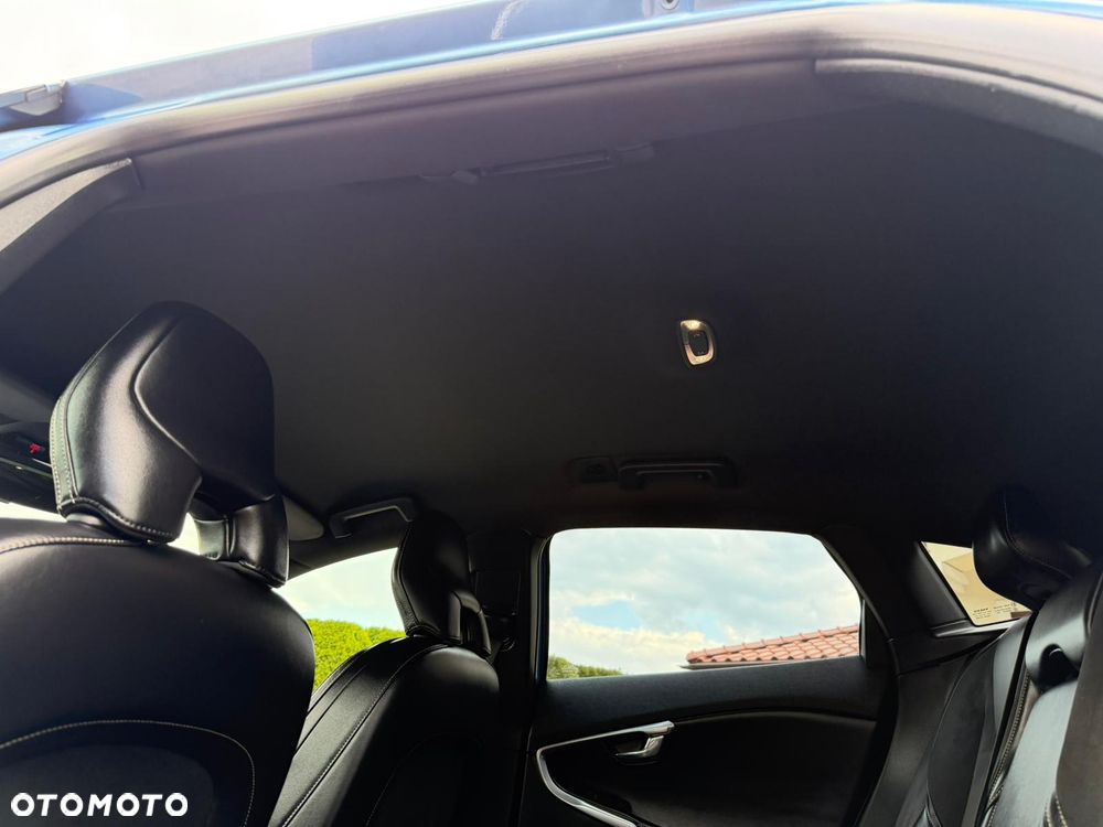 Volvo V40 D2 RDesign - 14