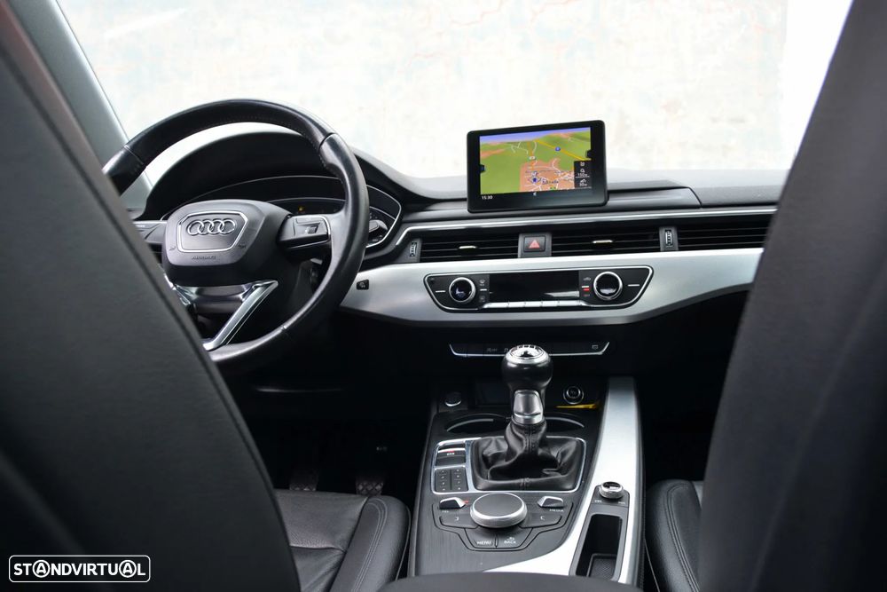 Audi A4 2.0 TDI Design - 14