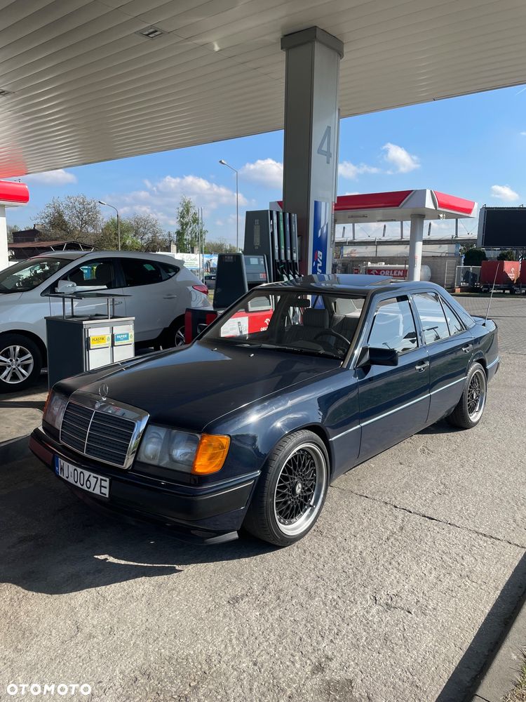Mercedes-Benz W124 (1984-1993) - 1