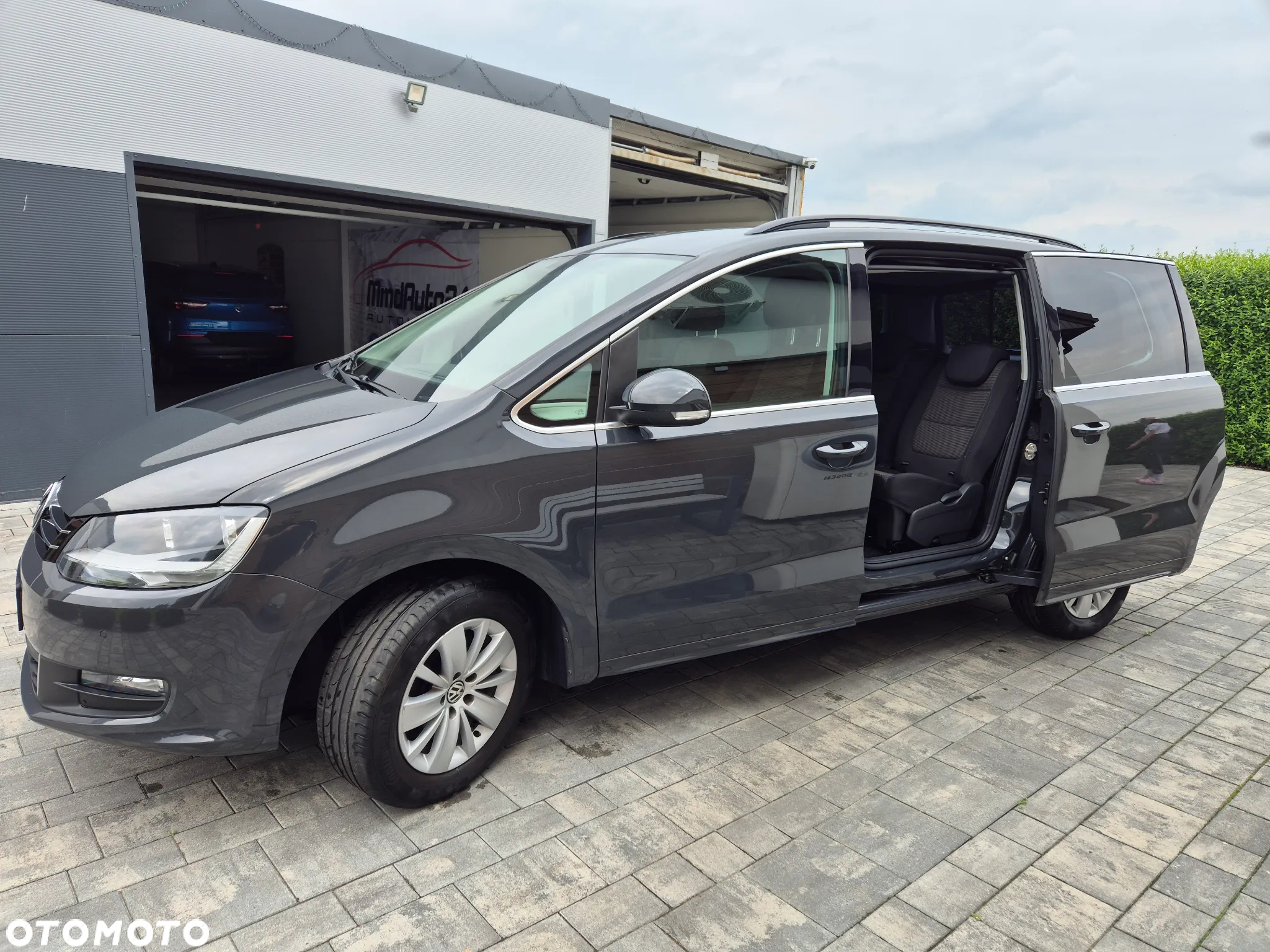 Volkswagen Sharan 2.0 TDI BlueMotion Technology Comfortline - 11