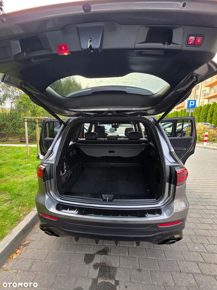 Mercedes-Benz GLB - 15