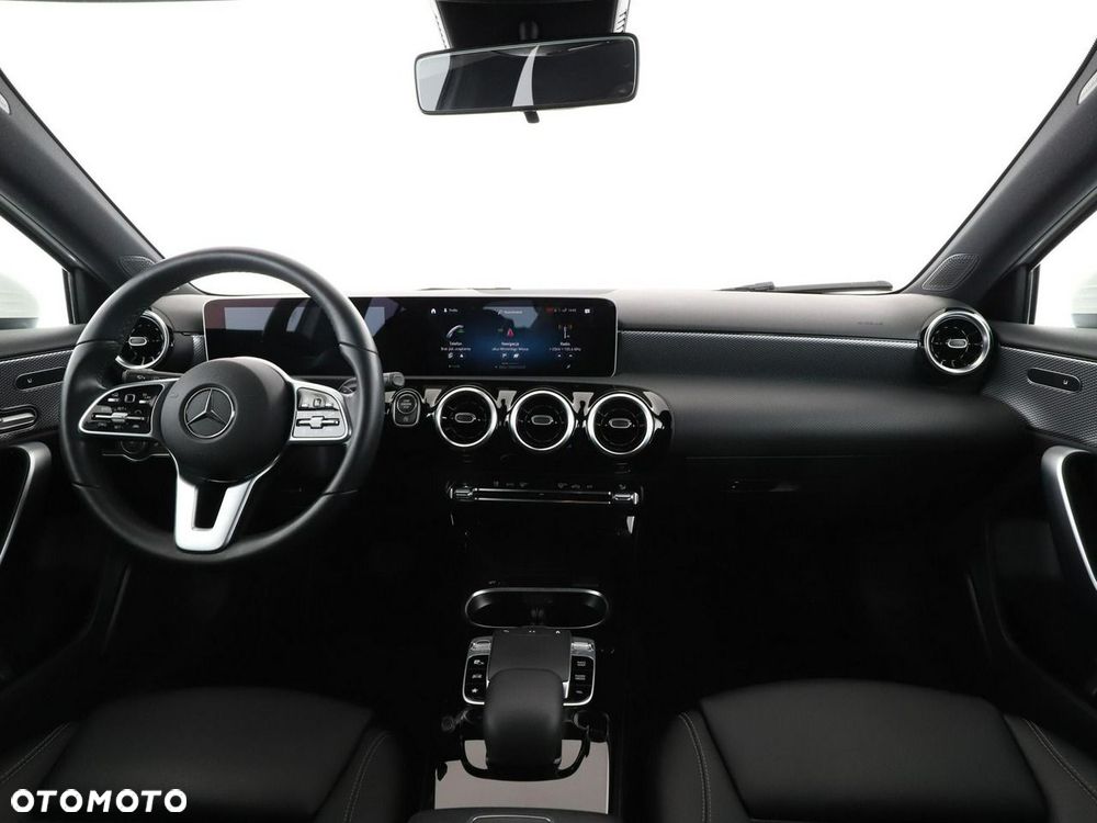 Mercedes-Benz Klasa A 180 d 7G-DCT - 16