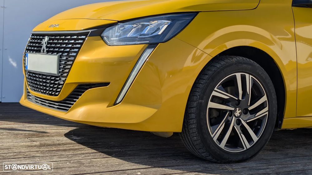 Peugeot 208 1.2 PureTech Allure EAT8 - 2