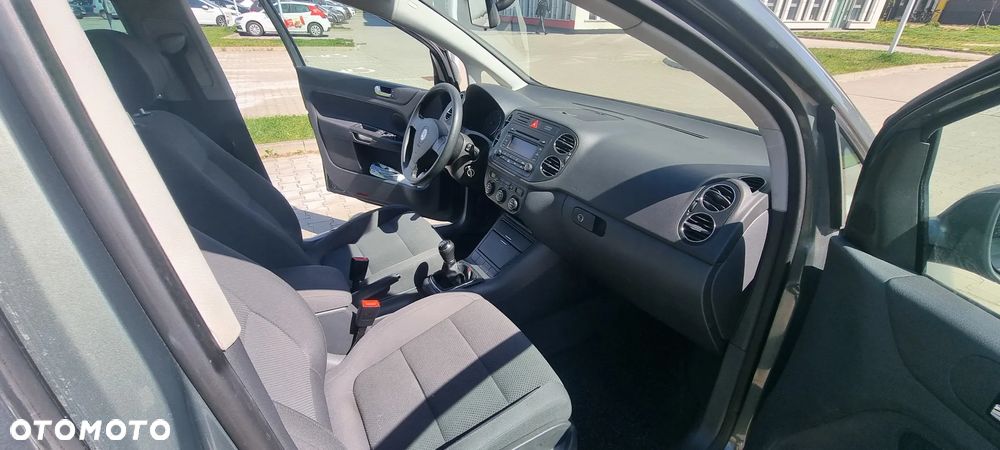 Volkswagen Golf Plus 1.6 FSI Comfortline - 20