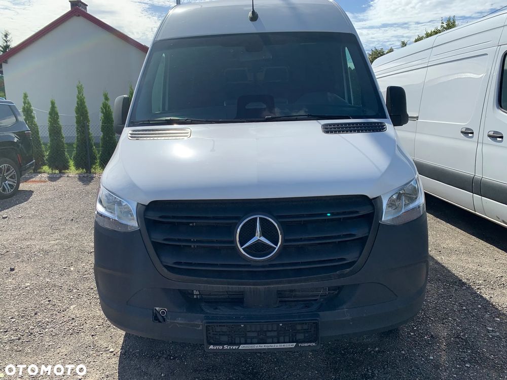 Mercedes-Benz Sprinter - 18