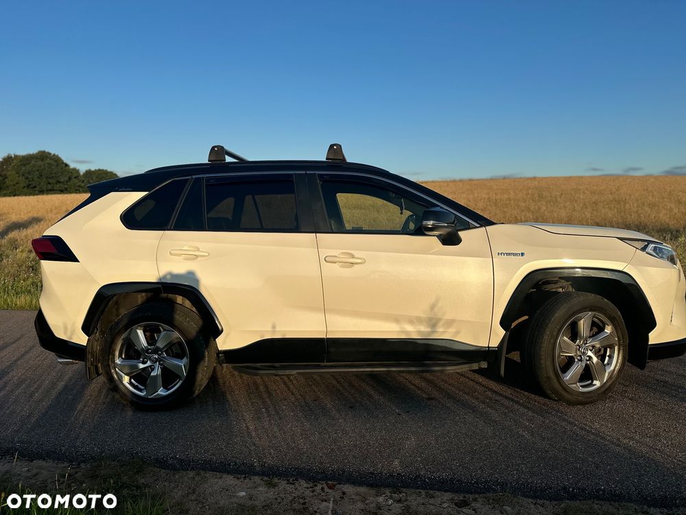Toyota RAV4 - 4