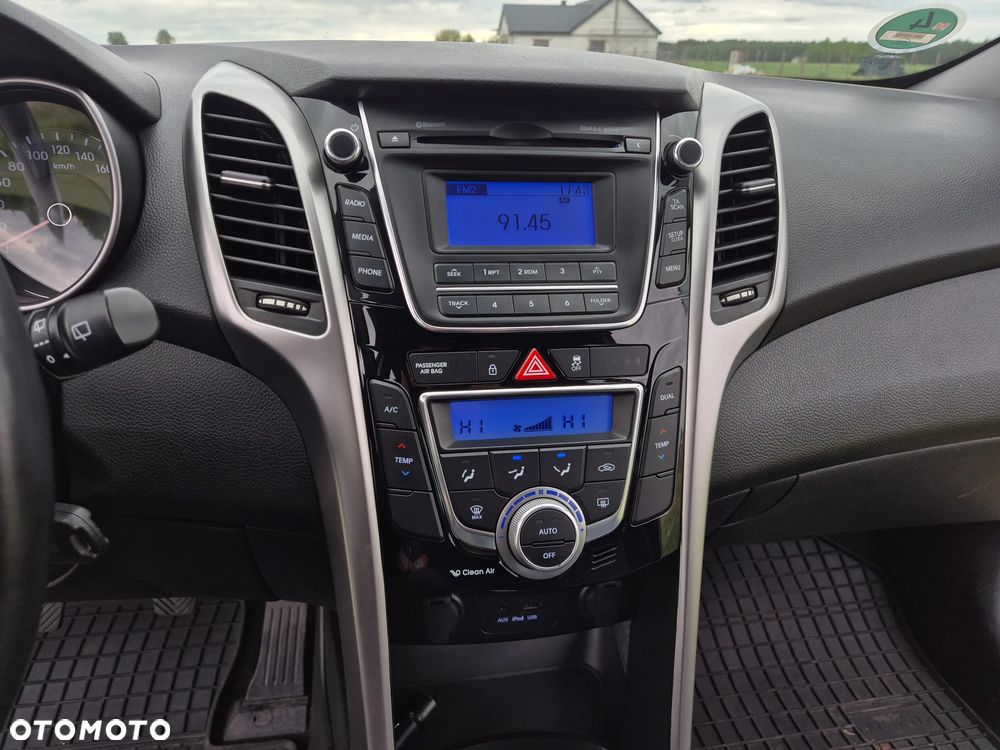 Hyundai i30 1.6 CRDi Comfort - 16