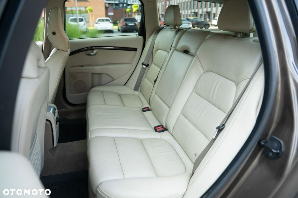 Volvo XC 70 3.2 AWD Summum - 25